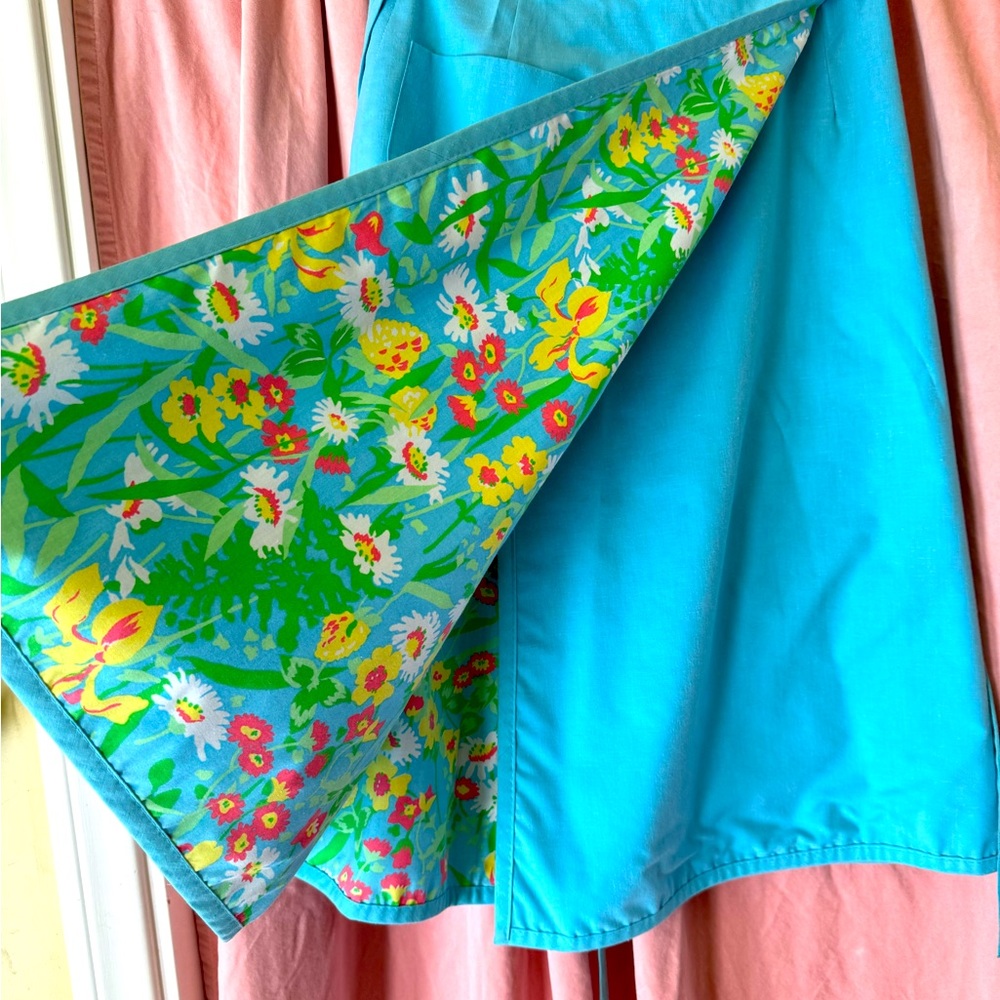 60s/70s reversible wrap skirt. Blue yellow. Vintage. Large. Floral.